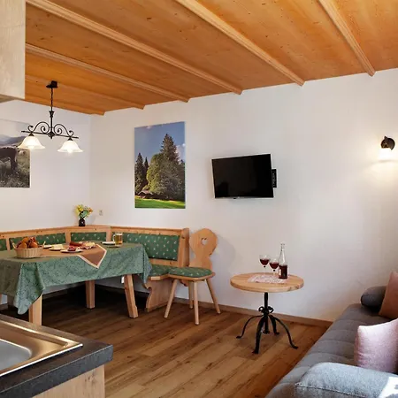 Waxensteinblick Apartment *