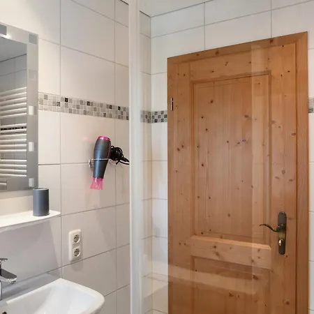 Apartment Waxensteinblick *